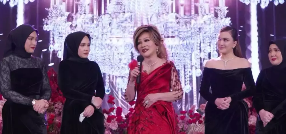 Shandy Aulia rayakan pesta ultah ibunda © 2025 Instagram Shandy Aulia rayakan pesta ultah ibunda © 2025 Instagram