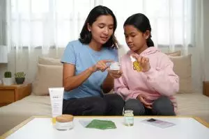 5 Tips memilih skincare untuk anak 10-15 tahun, agar kulit tetap sehat dan glowing
