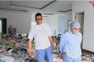 7 Potret Uya Kuya sambangi rumah selang sebulan penjarahan, ngaku syok karena toilet wc ikut dicuri
