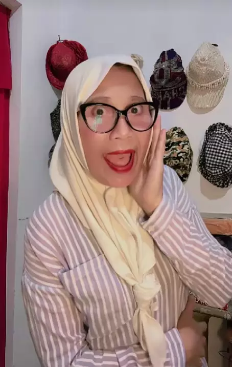  Indah Permatasari bela sang ibu © TikTok