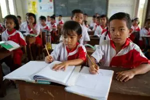 50 Contoh soal bahasa Jawa kelas 1 SD, untuk latihan menulis, membaca, dan ngoko krama