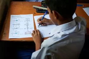 Rumus hukum pascal dan 50 contoh soalnya, lengkap dengan penjelasan praktis