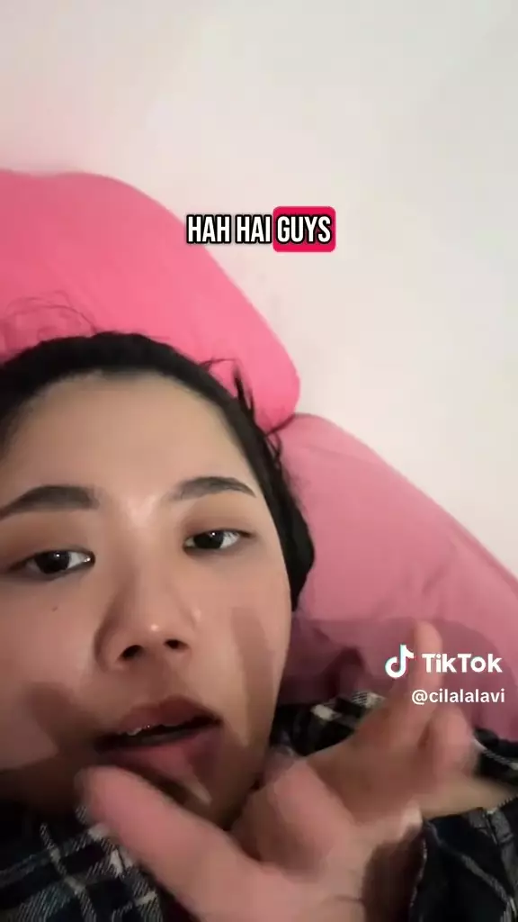 wanita diusir dari kosan oleh warga setempat © 2025 TikTok