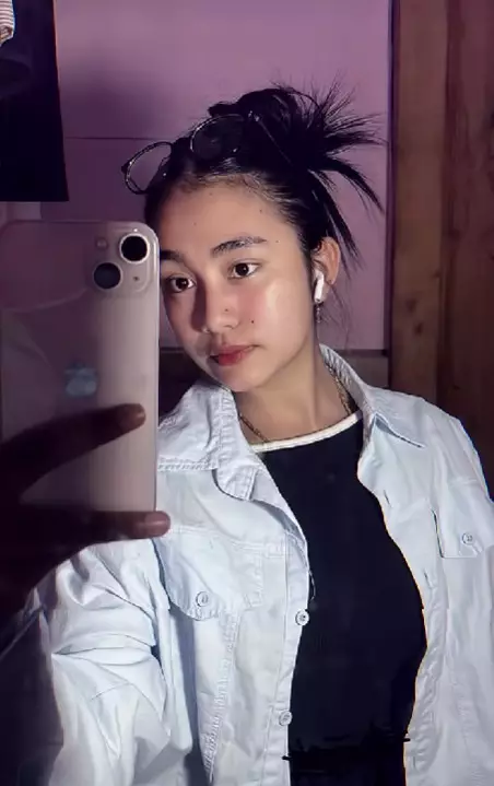 Potret Rumsyah gadis Baduy viral © TikTok