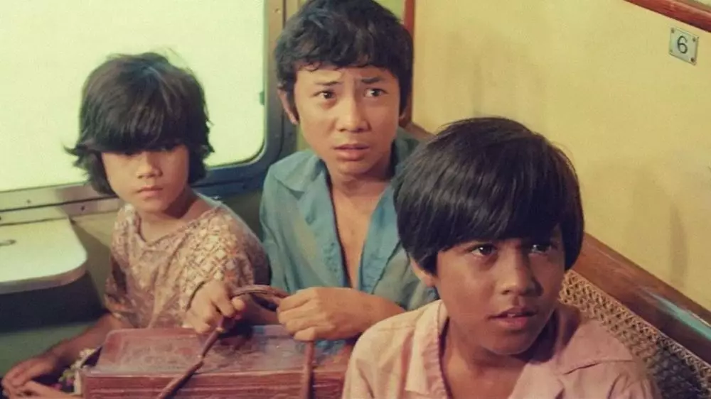 Potret lawas Astri Ivo artis cilik 70-an © 2025 brilio.net Potret lawas Astri Ivo artis cilik 70-an © 2025 brilio.net