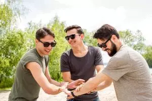 100 Kata-kata lucu buat teman gokil 2025, bikin ngakak dan tambah akrab