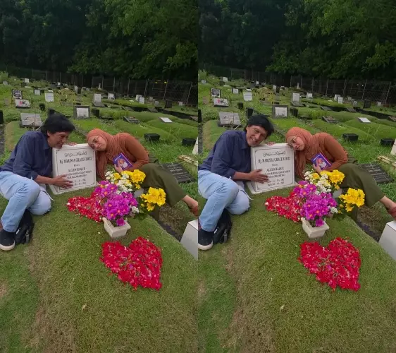 Ikang Fawzi peringati setahun meninggalnya Marissa Haque © 2025 Instagram Ikang Fawzi peringati setahun meninggalnya Marissa Haque © 2025 Instagram