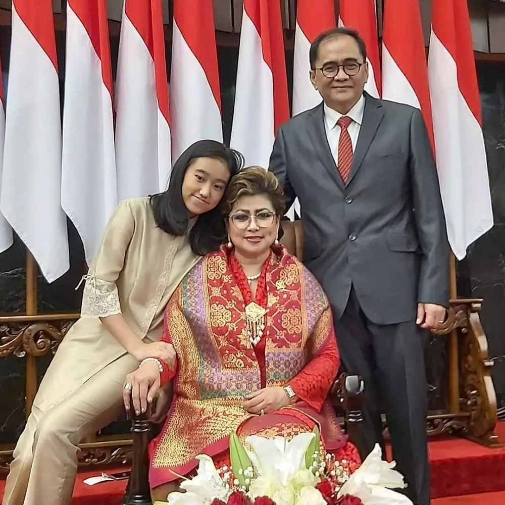 Maya Rumantir mantan pacar Tommy Soeharto © 2025 brilio.net Maya Rumantir mantan pacar Tommy Soeharto © 2025 brilio.net