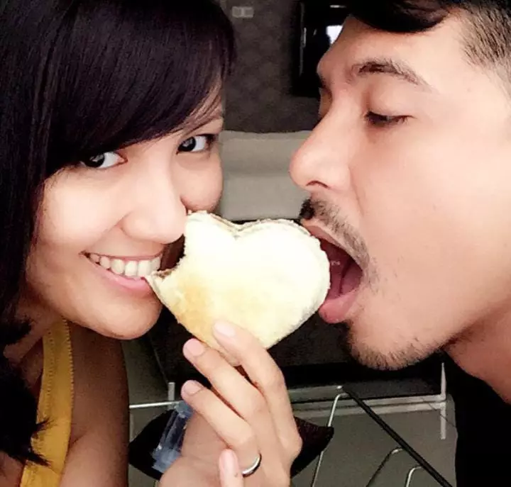 Ryan Delon & Sharena dari pacaran © 2022 berbagai sumber  Ryan Delon & Sharena dari pacaran © 2022 berbagai sumber