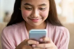 100 Kata-kata bucin Jawa singkat dan artinya, bikin doi klepek klepek