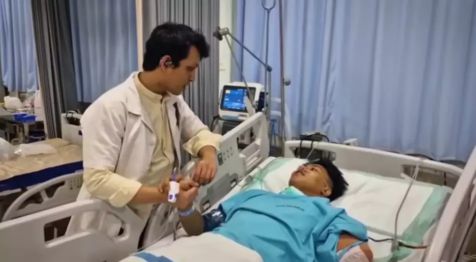 Sosok Dokter Aaron Simatupang © YouTube