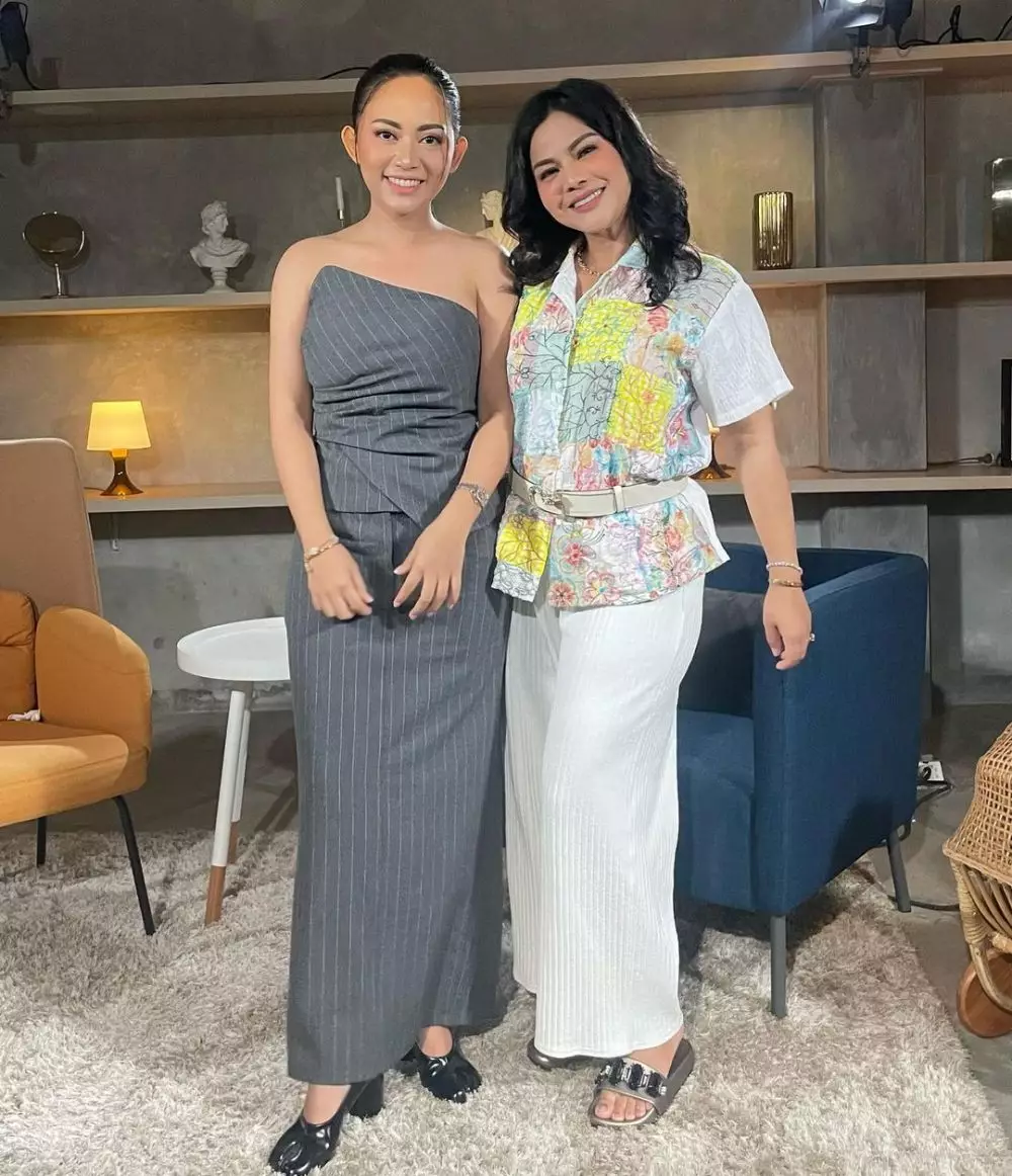 kebersamaan rachel vennya dan ibu dari kecil © instagram