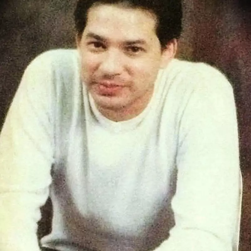 Pria gondrong di iklan permen era 90an © Instagram Pria gondrong di iklan permen era 90an © Instagram