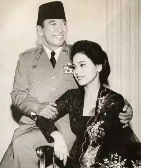 Juri Miss Universe istri presiden Soekarno © berbagai sumber Juri Miss Universe istri presiden Soekarno © berbagai sumber