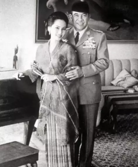 Juri Miss Universe istri presiden Soekarno © berbagai sumber Juri Miss Universe istri presiden Soekarno © berbagai sumber