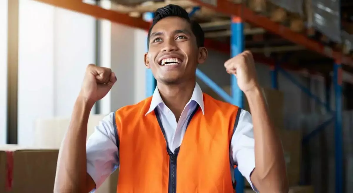 50 Pantun motivasi kerja dan karier, pembakar semangat menuju sukses