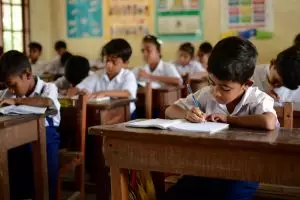 25 Contoh soal Geguritan Bahasa Jawa kelas 4, lengkap dengan jawaban dan penjelasannya