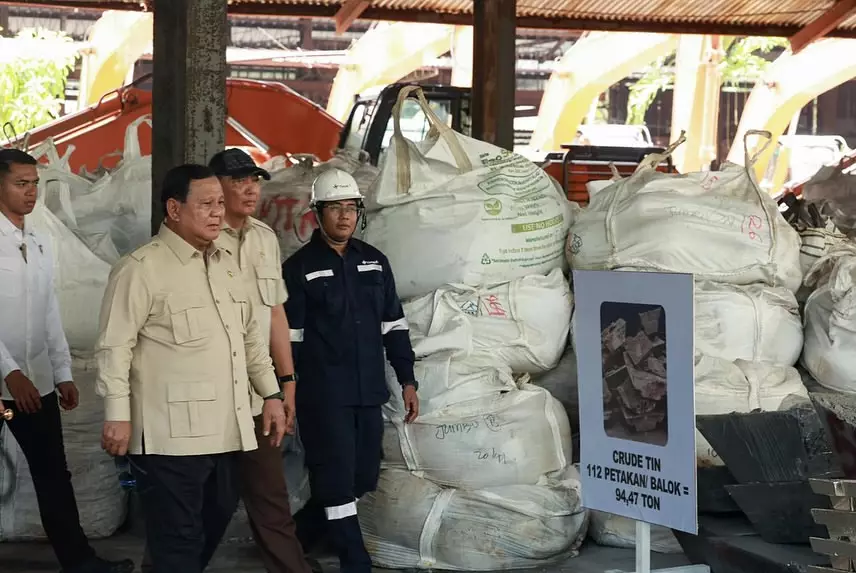 prabowo saksikan rampasan korupsi harvey moeis cs © 2025 brilio.net prabowo saksikan rampasan korupsi harvey moeis cs © 2025 brilio.net