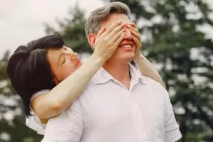 100 Kata-kata gombalan maut buat pacar sebelum tidur, romantisnya bikin tidur makin nyenyak