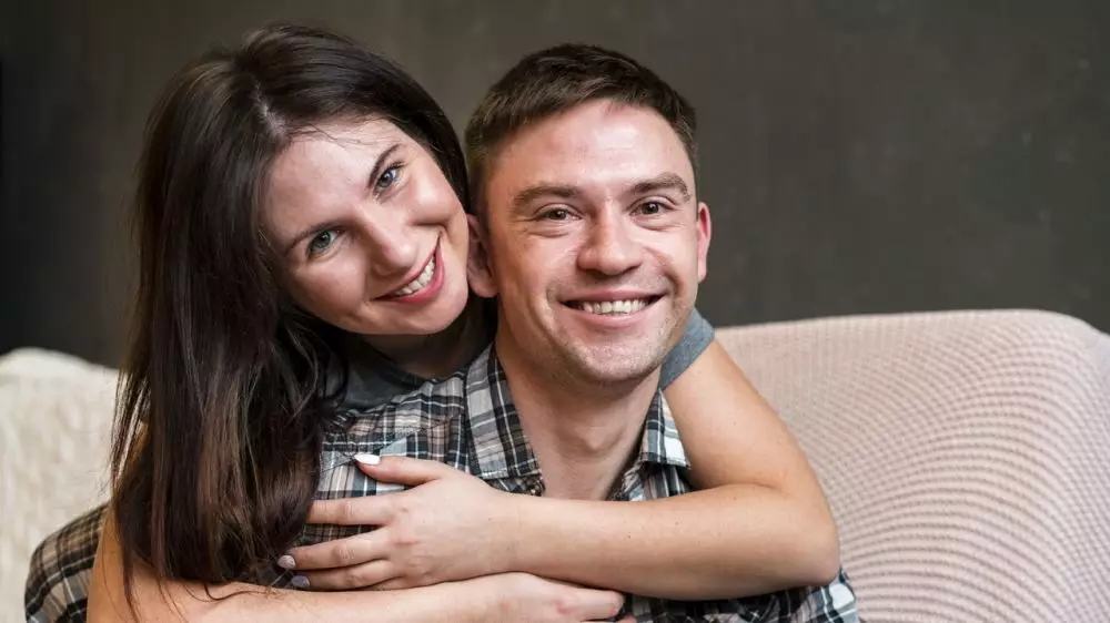 100 Kata-kata gombalan maut jika dan maka, kreatif dan penuh ketulusan © 2025 brilio.net