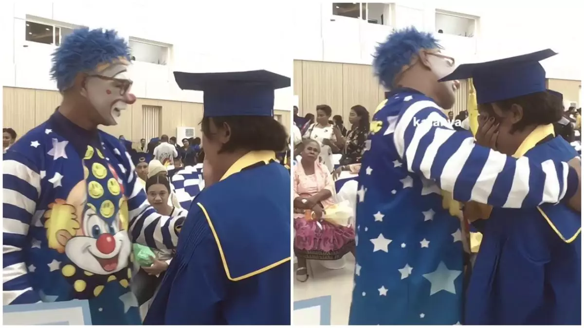 Viral wanita saat wisuda tak malu ayahnya pakai kostum badut, momennya menyentuh hati