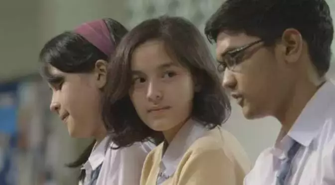 Chelsea Islan kecil jadi model iklan es krim © 2025 brilio.net Chelsea Islan kecil jadi model iklan es krim © 2025 brilio.net