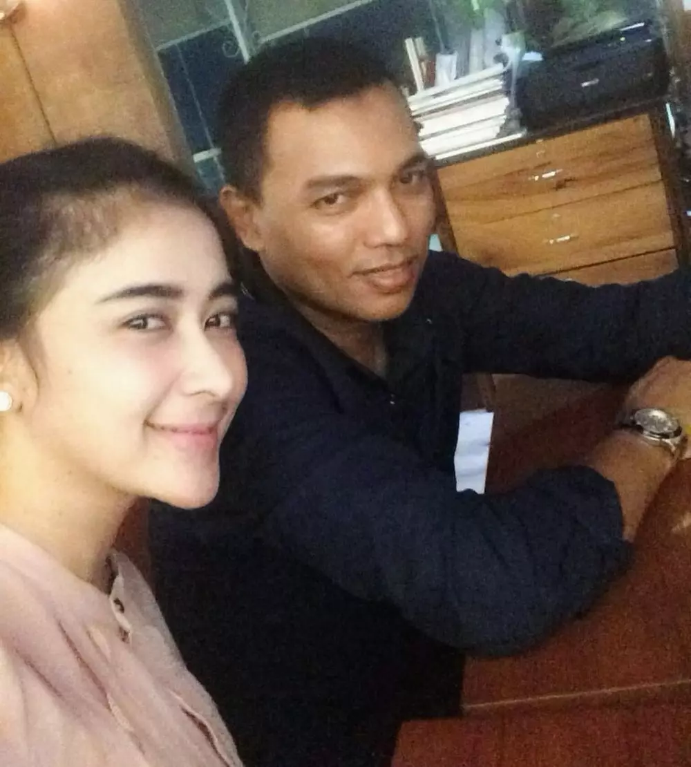 uut pertamasari bagikan foto lawas © 2025 Instagram uut pertamasari bagikan foto lawas © 2025 Instagram