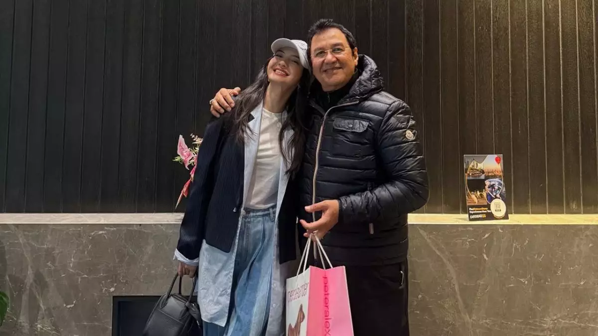 11 Potret kebersamaan Raline Shah dan ayahnya yang punya kerjaan mentereng, selalu kompak setiap momen