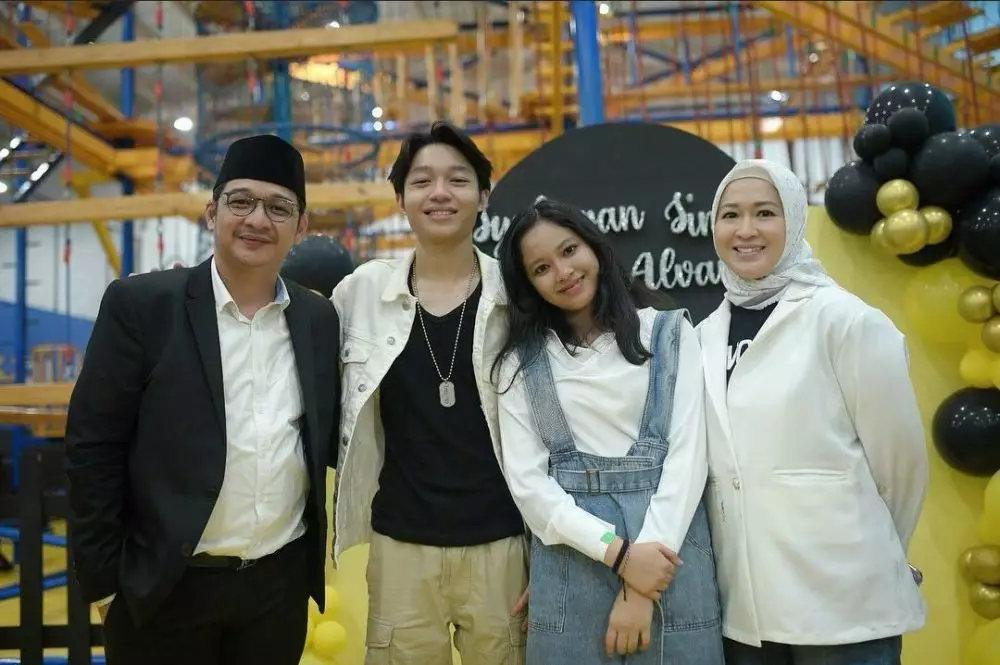 kebersamaan Okie dan Keisha yang main di Islam KTP berbagai sumber kebersamaan Okie dan Keisha yang main di Islam KTP berbagai sumber