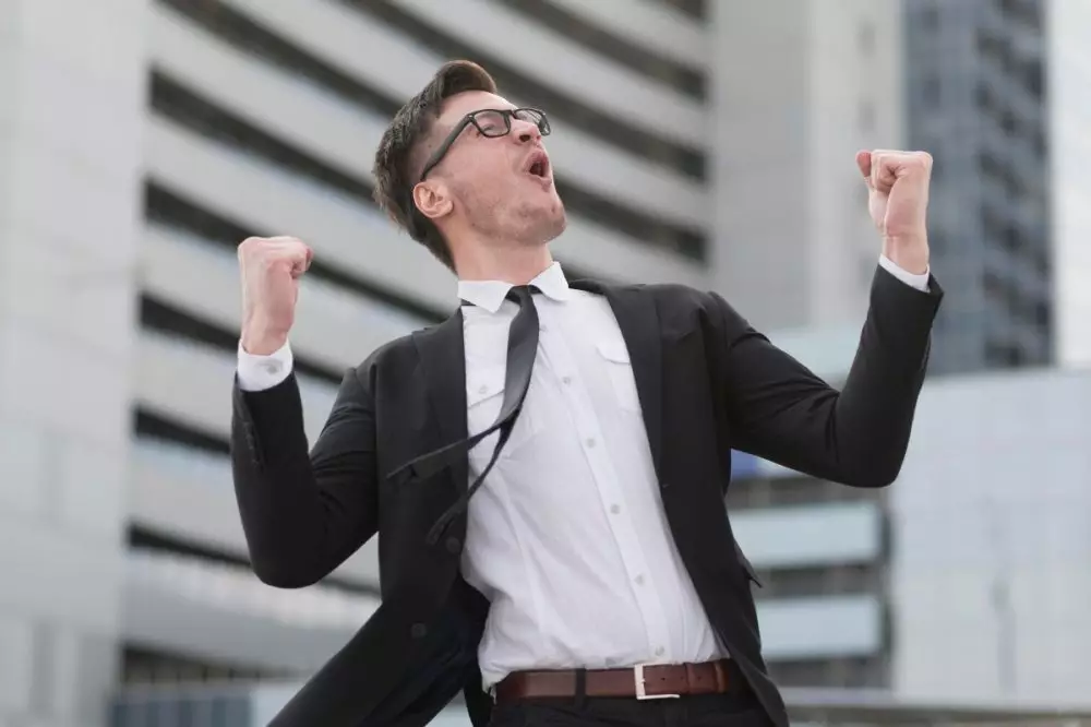 100 Kata-kata motivasi sukses singkat 2025, bikin semangat dan nggak takut gagal © 2025 brilio.net