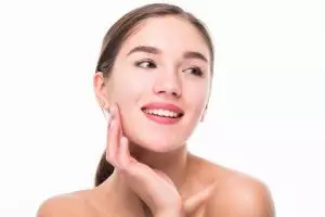 10 Sabun pemutih badan agar kulit cerah wangi seharian, harga di bawah Rp 50 ribu