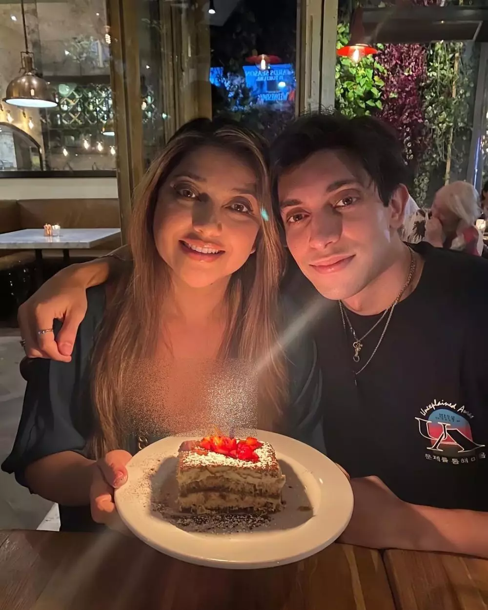 kebersamaan sarah azhari dan albany ray © instagram