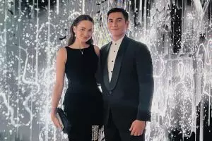 Jadi pasutri tapi jarang umbar kemesraan, intip 9 potret kebersamaan Enzy Storia dan Molen Kasetra