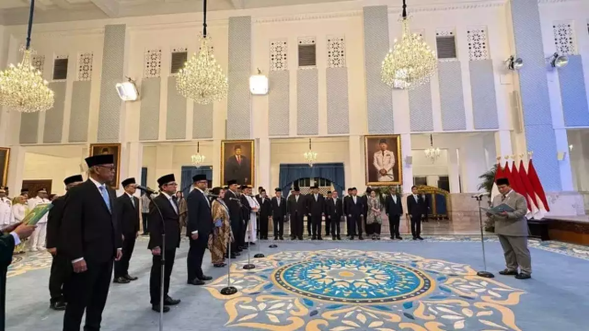Siapa saja pejabat yang dilantik Prabowo? Ada 25 pejabat dan 10 dubes, ini rincian lengkapnya