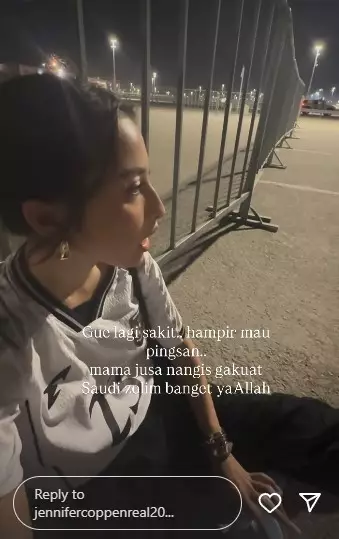 curhatan Jennifer Coppen dipersulit masuk stadion  © Instagram