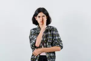 Skeptis adalah: pahami arti, ciri, dan cara menerapkannya agar tetap positif