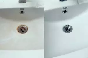 Wastafel di rumah berkerak karena lama tak dibersihkan? Gosok pakai 3 bahan dapur ini biar mengilap