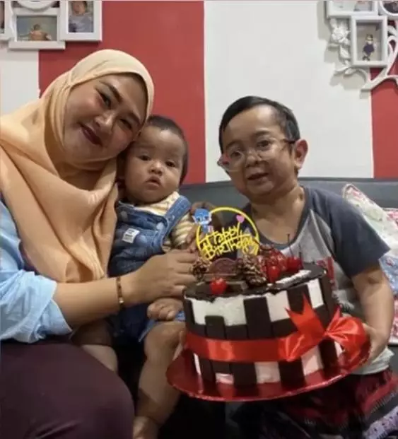 seleb dan anak angkat jarang tersorot © instagram