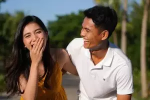 100 Gombalan lucu paling receh tapi manjur, cocok buat nembak gebetan dengan gaya santai