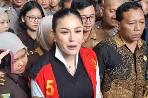 Nikita Mirzani optimis bebas meski dituntut 11 tahun penjara dan denda Rp2 Miliar, ini alasannya