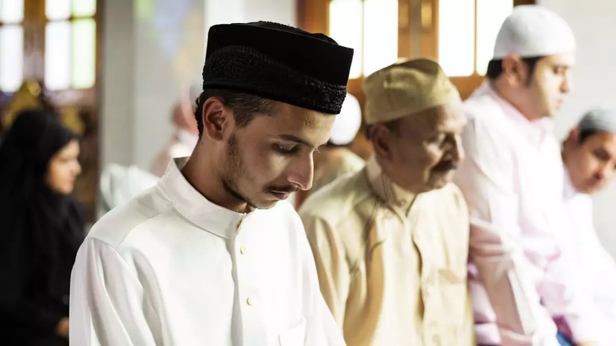 100 Kata-kata motivasi belajar soal hidup lebih bersyukur Islami, penuh makna dan menyentuh hati