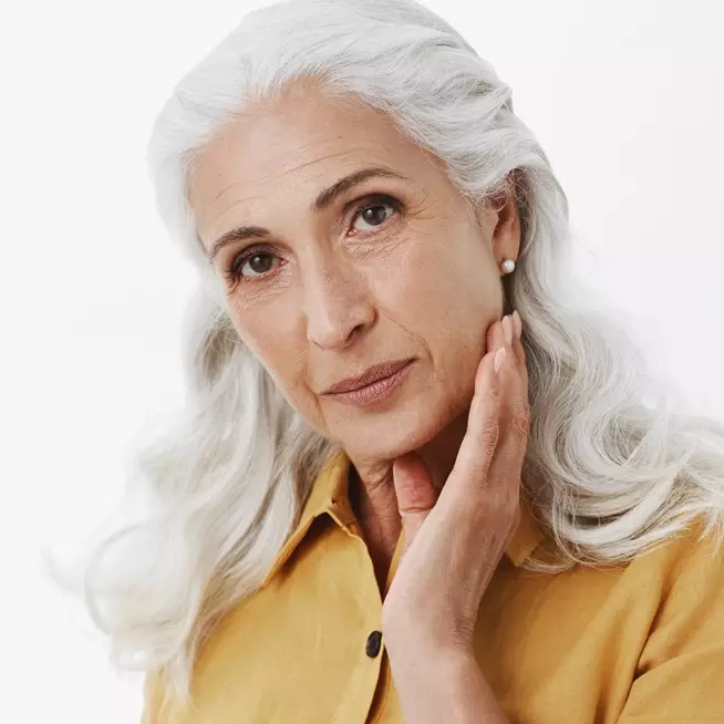 10 Retinol menghilangkan keriput di usia 30 tahun, garis halus tersamarkan harga di bawah Rp 150 ribu