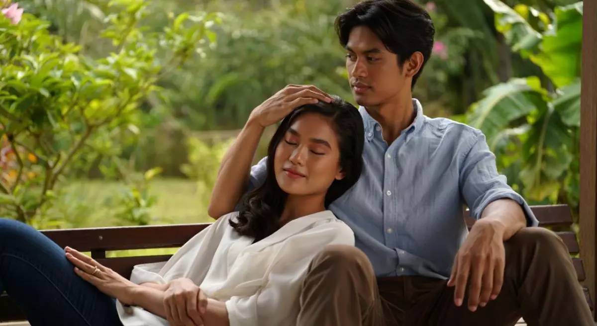 100 Kata-Kata cinta penuh kesetiaan yang bikin hubungan makin langgeng dan no drama