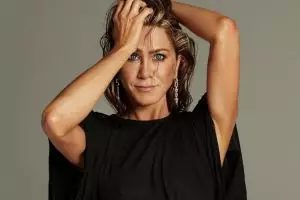 Dituding egois tak mau punya anak, Jennifer Aniston ungkap perjuangan jalani IVF selama bertahun-tahun