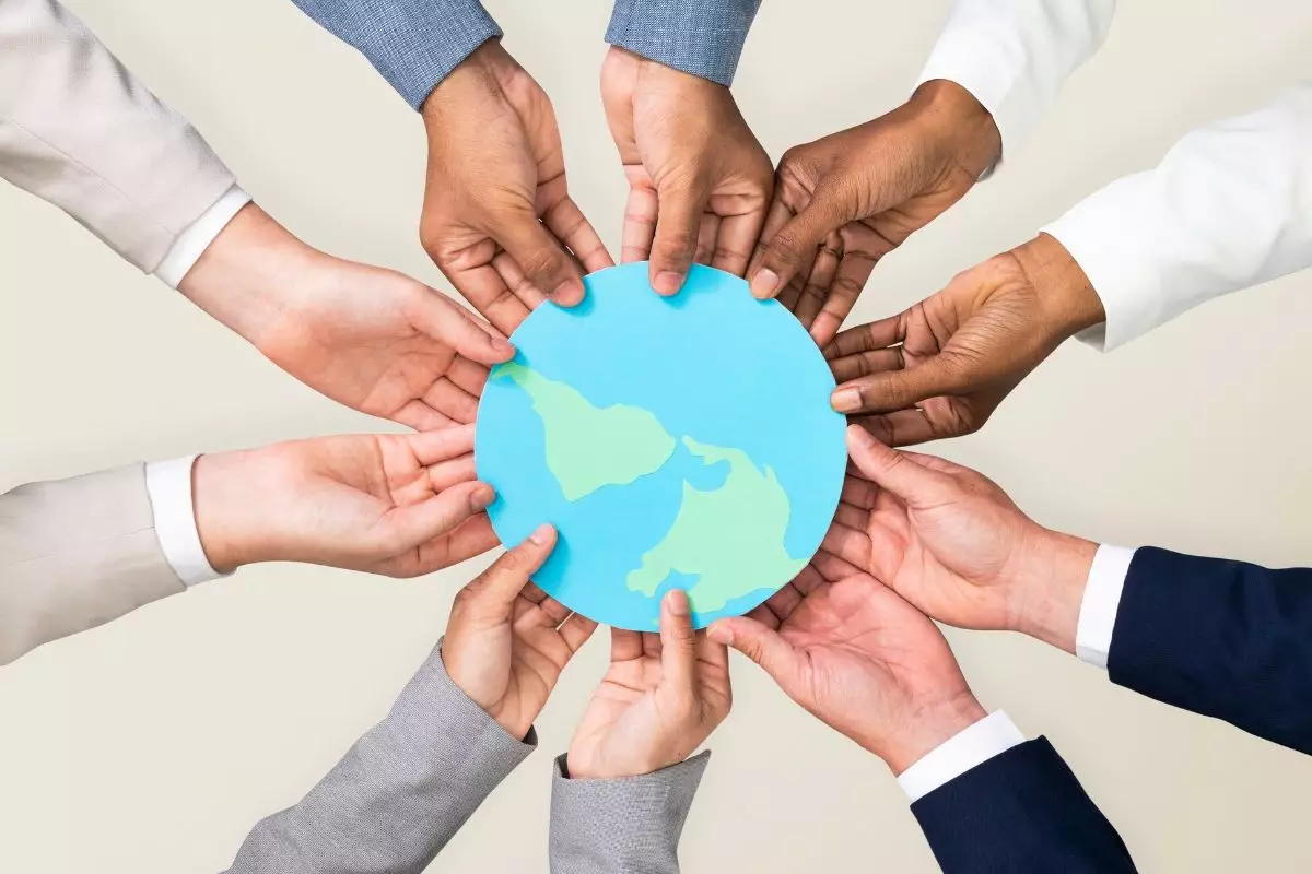 Globalisasi adalah: pengertian, jenis, dampaknya terhadap ekonomi, sosial, dan budaya