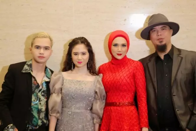 potret kebersamaan tissa biani dan mulan jameela © instagram potret kebersamaan tissa biani dan mulan jameela © instagram
