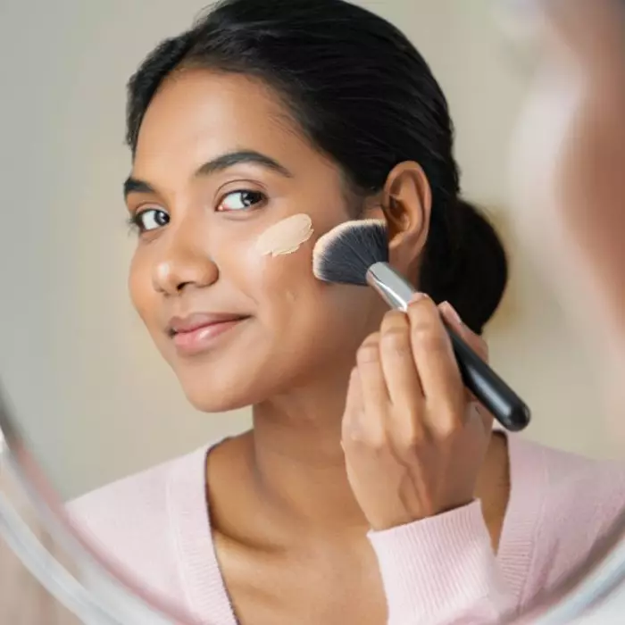 10 Rekomendasi foundation aman untuk ibu hamil, tetap glowing tanpa worry