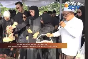 Olla Ramlan berkali-kali pingsan saat pemakaman ibunda, manajer ungkap penyebabnya