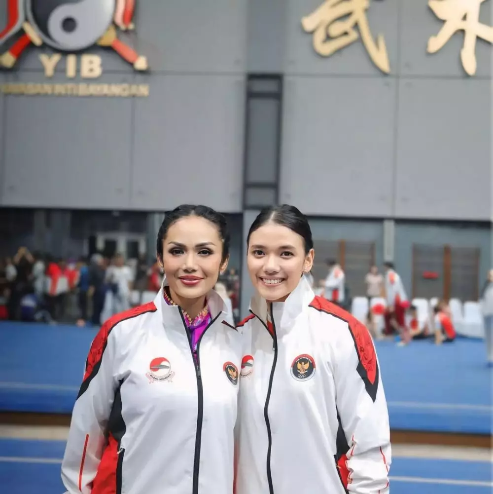 Krisdayanti latihan Wushu untuk kompetisi di China © 2025 Instagram