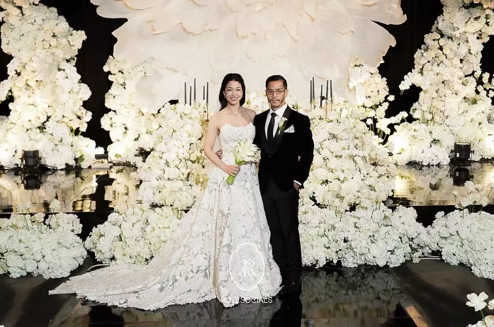 resepsi Kerenina Sunny dan Rheza © berbagai sumber resepsi Kerenina Sunny dan Rheza © berbagai sumber